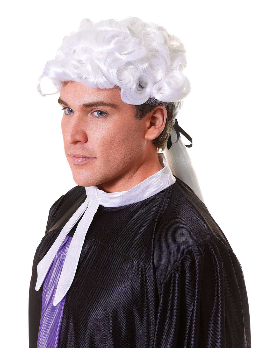 Court. Unisex. Budget